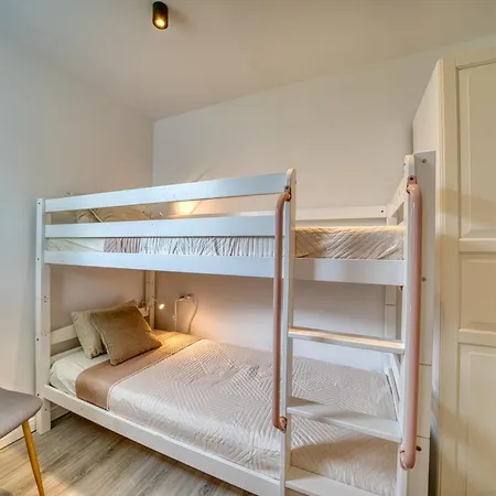 - Haus O, App 0oeg04